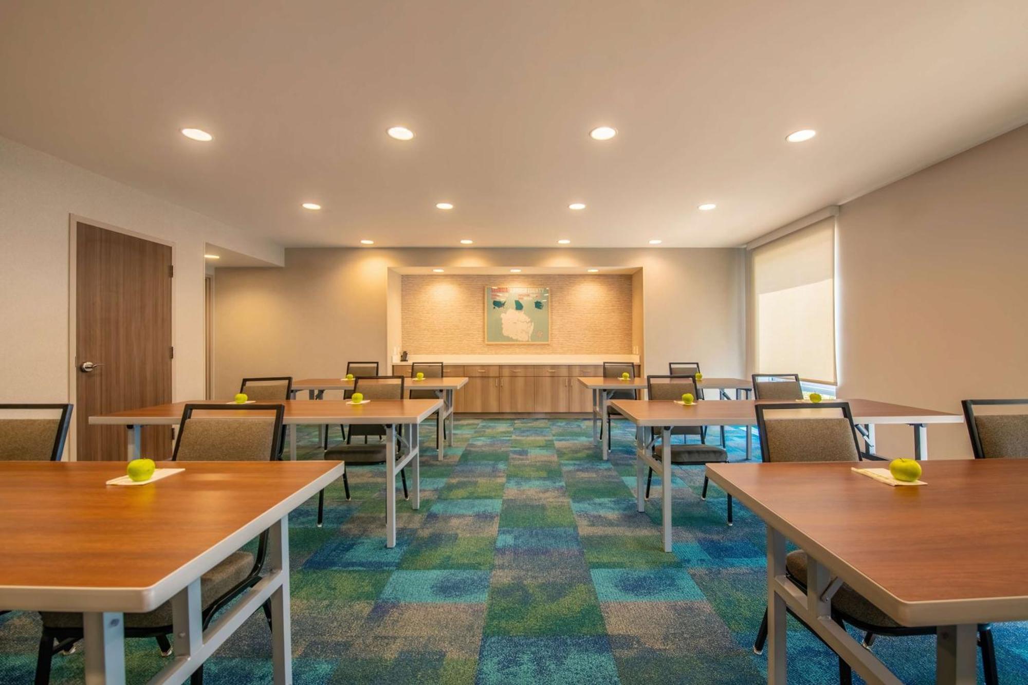 Home2 Suites By Hilton Kingsland Ngoại thất bức ảnh